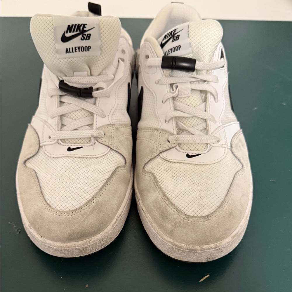 Nike SB Alleyoop White and Gray Men's Sneakers